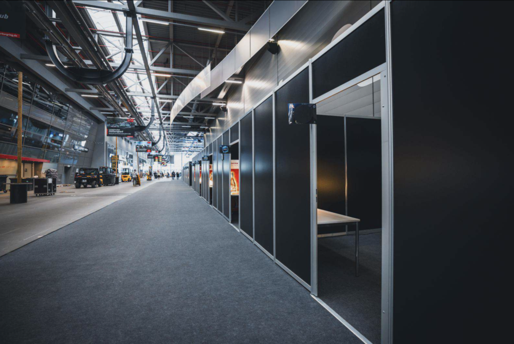 Messestände aufgebaut durch operative MOJO Teams